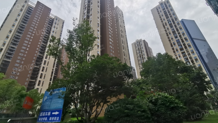 积玉万象外景图