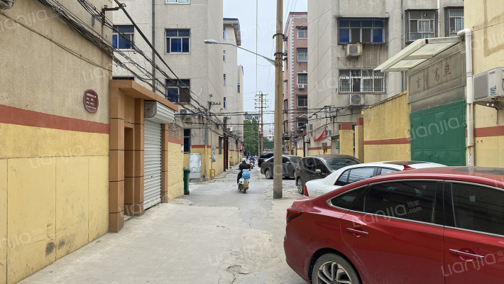 粮食局家属楼外景图