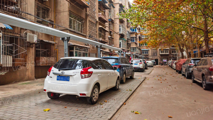 二十街坊外景图