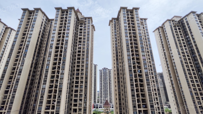 敏捷绿湖首府三期外景图