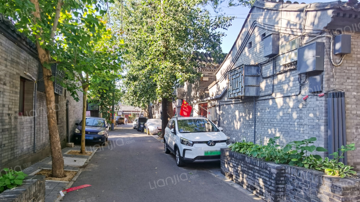 后局大院胡同外景图