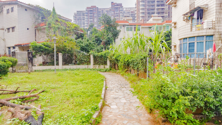 汇翠山庄翠丽苑别墅区外景图