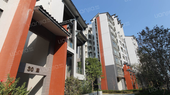 观山上岛外景图