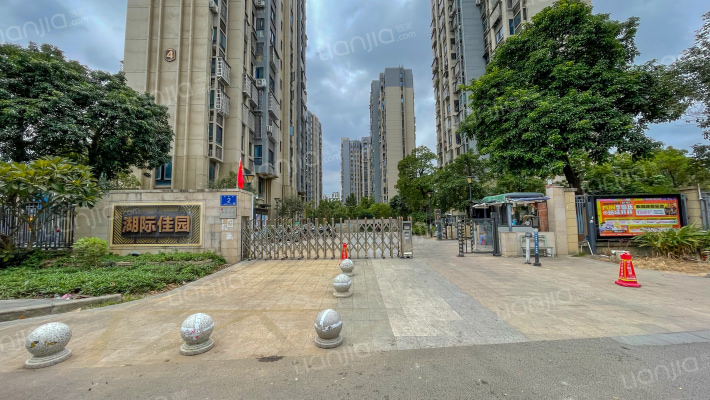 湖际佳园外景图