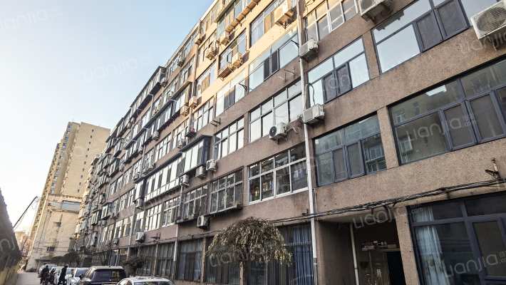 九中街73号外景图