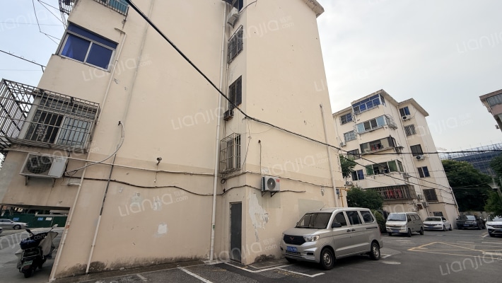 桃园三村小区外景图