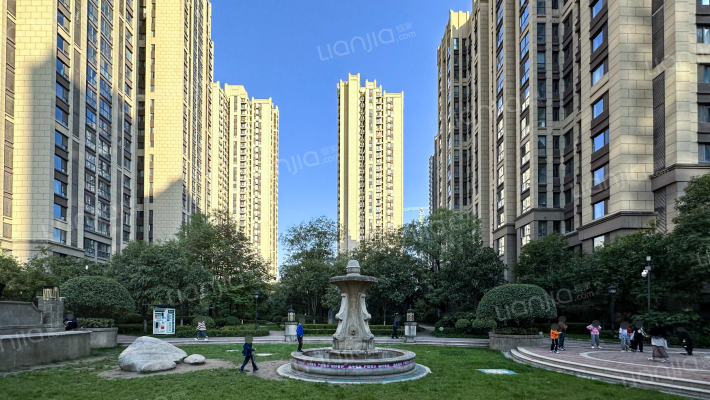 明威橡树湾外景图