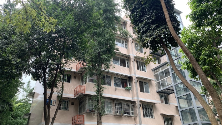 电力电缆宿舍外景图