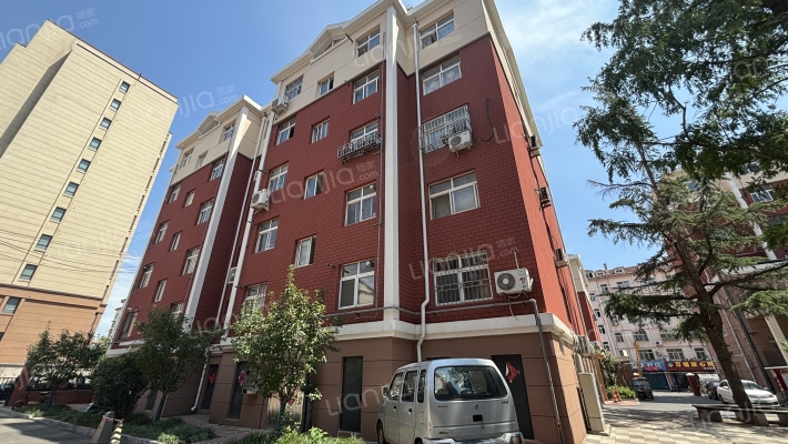 馨园小区外景图