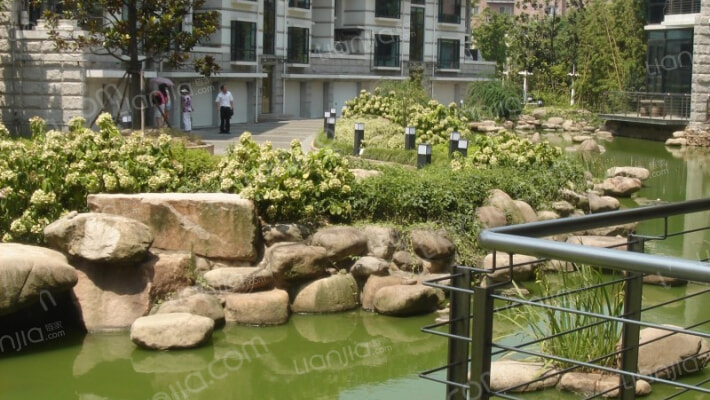 西郊豪庭外景图