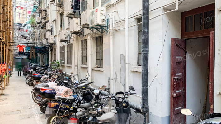 同安大楼外景图