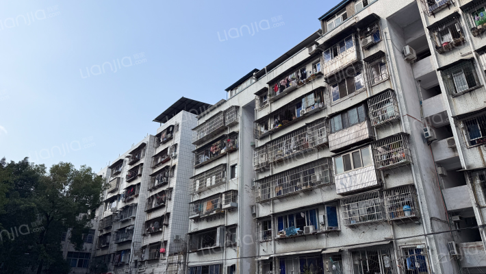 五桥人事劳动局宿舍外景图