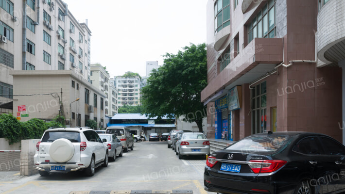 石鸿花园外景图