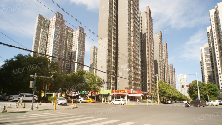 高山流水幸福快车东区外景图