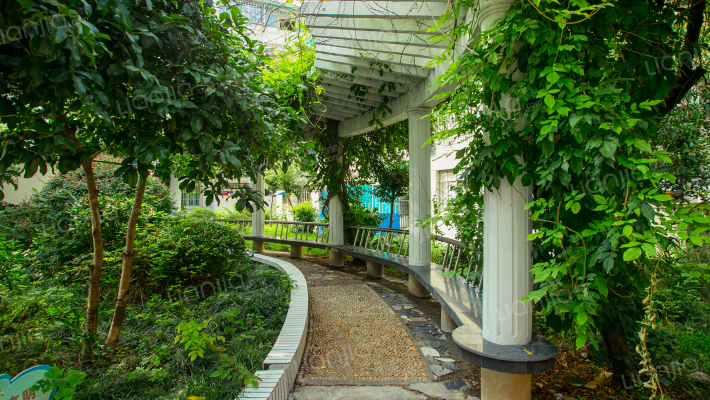 八方花苑外景图