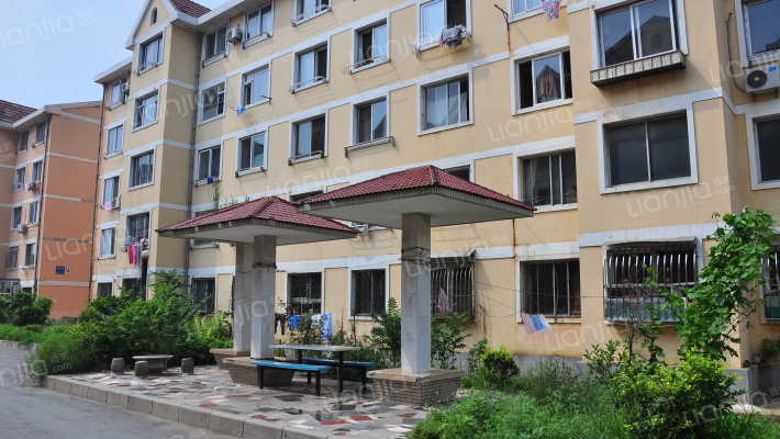 兰花小区外景图