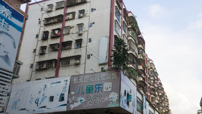 海滨市场外景图