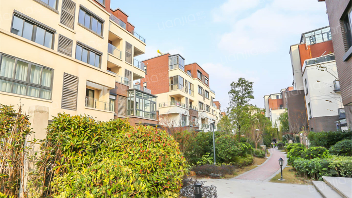 淀湖鹿鸣九里外景图