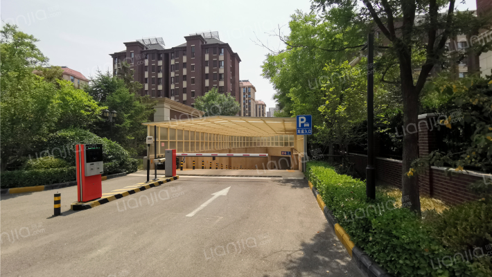 金地艺华年盈翠名邸外景图