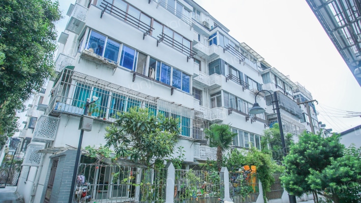 富乡小区外景图