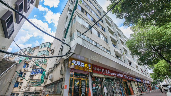 丰和中大道1944号外景图