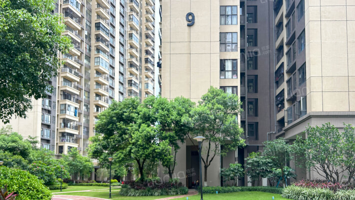 保利中韵花园外景图