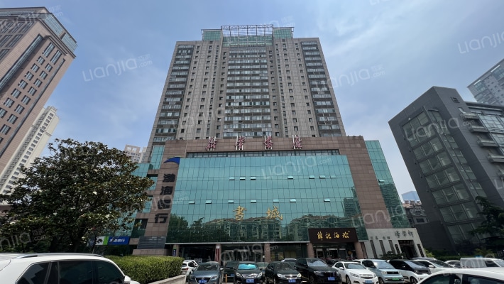 天河国际广场外景图