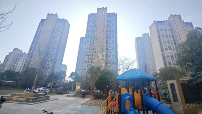 绿地时代名邸二期外景图