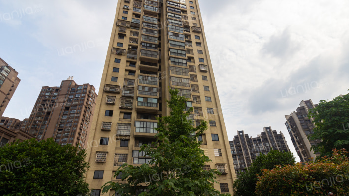 鑫阳大厦外景图