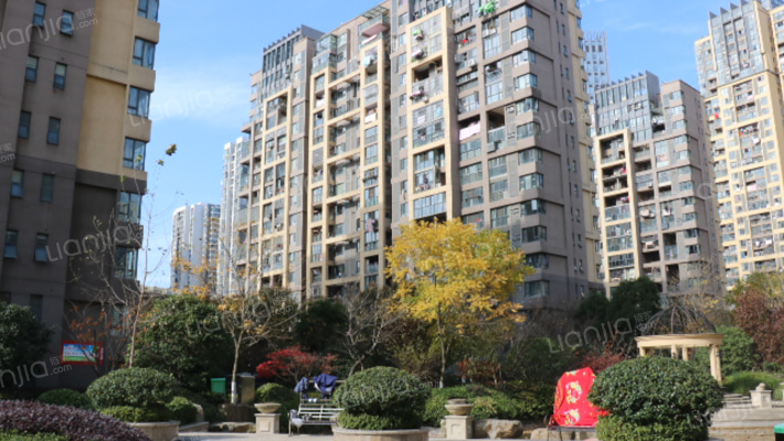 西城山水居外景图