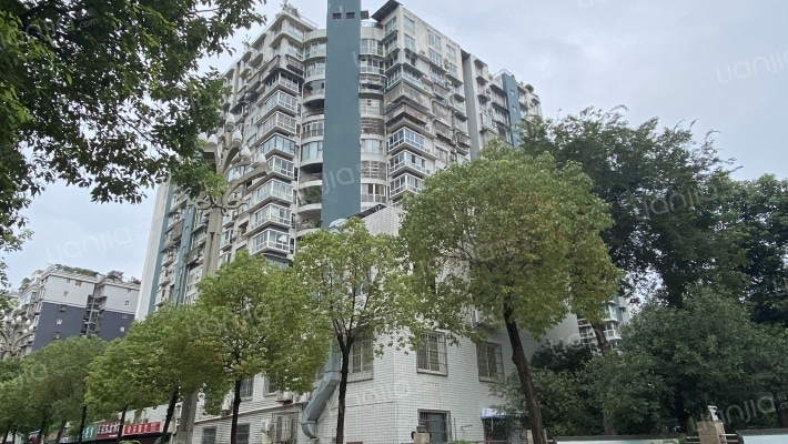 康阙福邸外景图