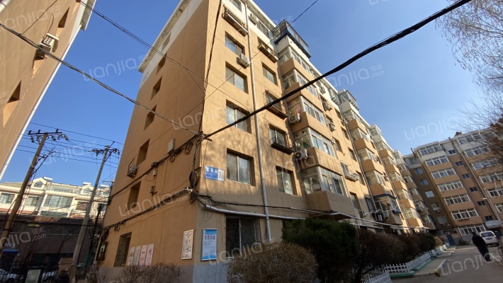 沈大小区外景图