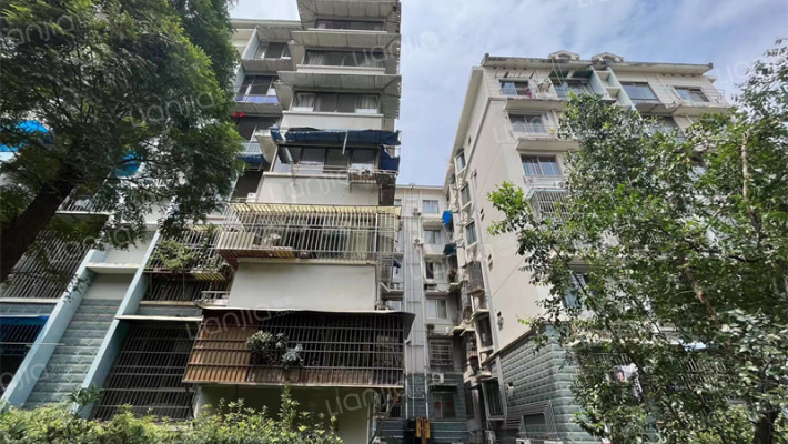 川化住宅区外景图