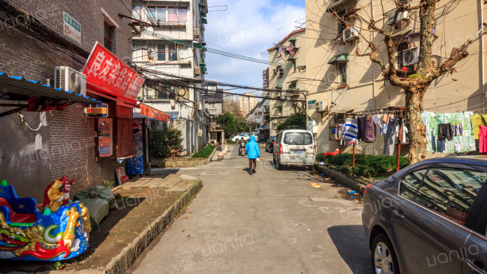 曹杨七村外景图