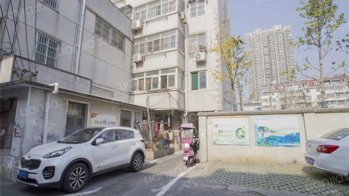 荣事达大道415号外景图