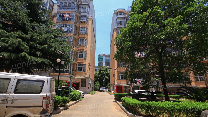 嘉丽小区外景图