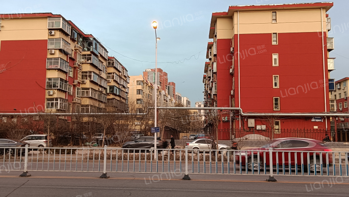 红旗大街珍极宿舍外景图