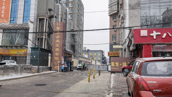 东方绿水康城外景图