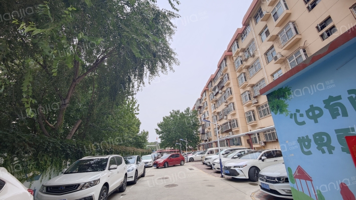 荣兴小区外景图