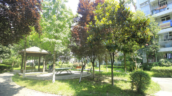 蔚蓝花城A区外景图