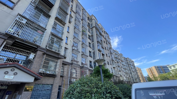 紫气东来外景图