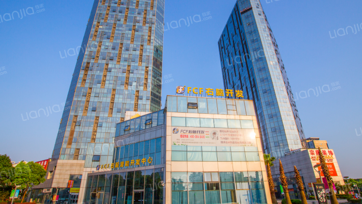 绿地峰汇外景图