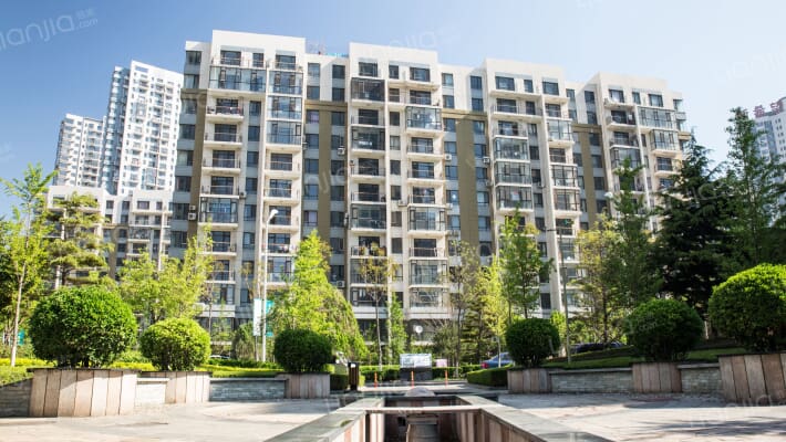 生辉第一城外景图