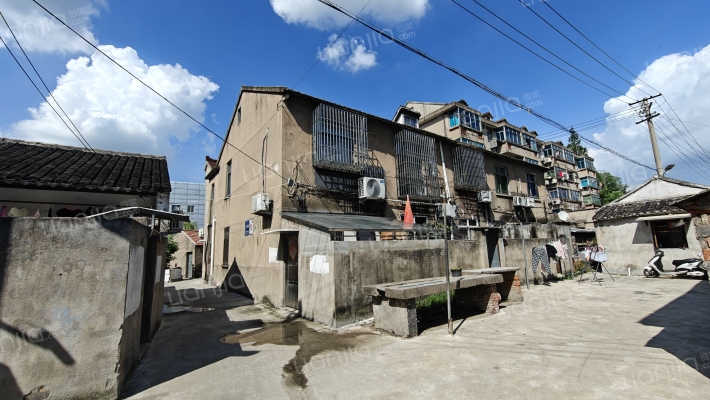 工人新村外景图