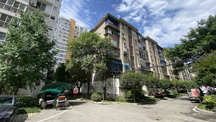 八二一小区外景图