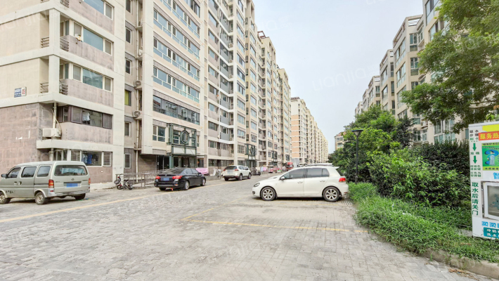 静湖花园东区外景图