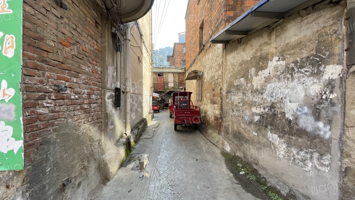 艳山路252号外景图