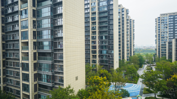 璀璨熙湖澜园外景图