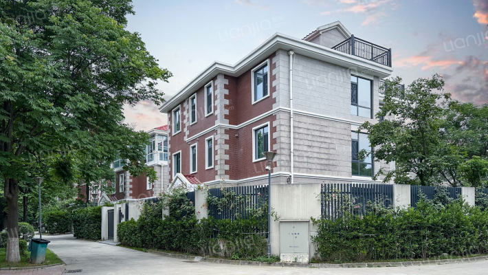 枫丹白露苑外景图