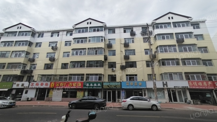 华云乐园外景图